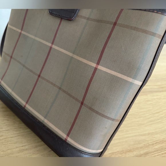 Burberrys Shouder Bag - Picture 10 of 15